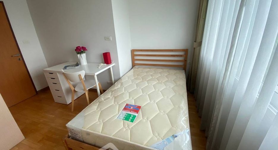 For sale 2 bedrooms condo in Phra Khanong, Bangkok