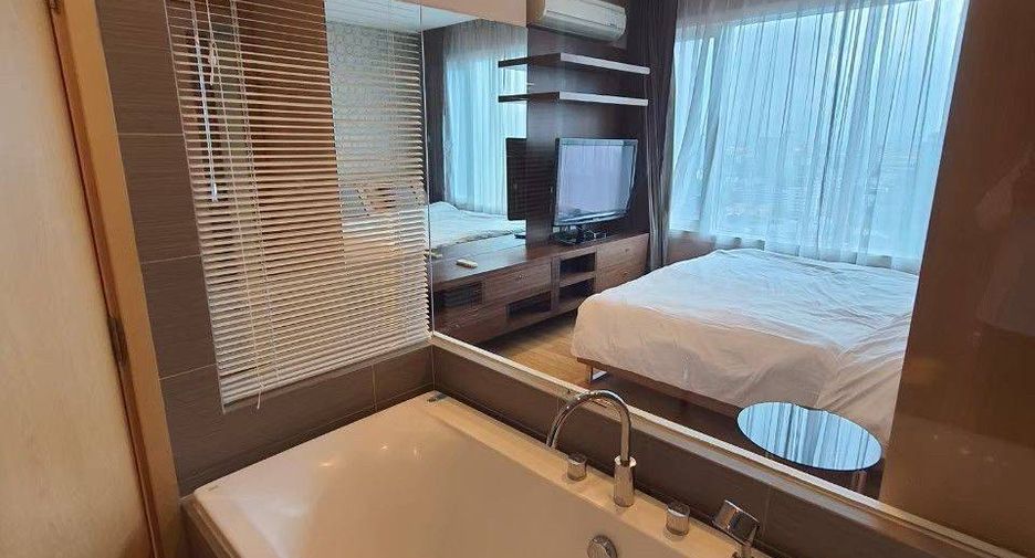 À louer 2 chambres condo à Khlong Toei, Bangkok