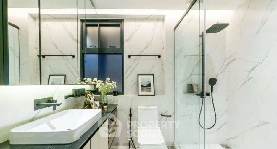 For sale 2 ベッドルーム condo in Ratchathewi, Bangkok