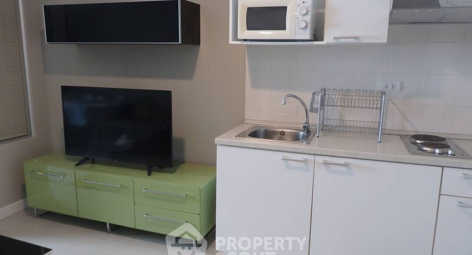 For sale 1 bed condo in Watthana, Bangkok