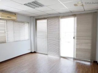 Gewerbefläche zum Kauf mit 4 Zimmer in Bang Lamung, Chonburi