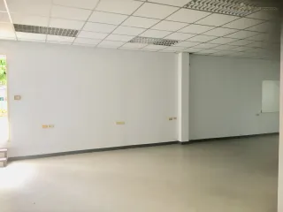 Gewerbefläche zum Kauf mit 4 Zimmer in Bang Lamung, Chonburi