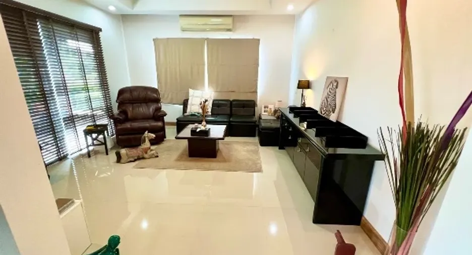 À vendre 3 chambres maison à Bang Lamung, Chonburi