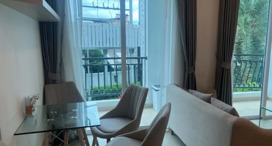For rent 2 bedrooms condo in Bang Lamung, Chonburi