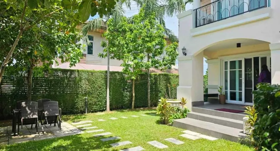Casa en venta de 4 habitaciones en Bang Lamung, Chonburi