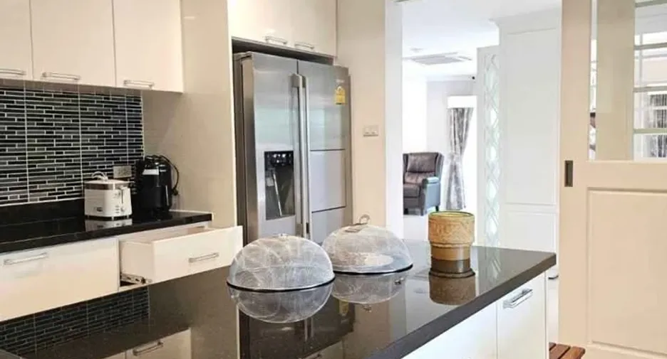 Casa en venta de 4 habitaciones en Bang Lamung, Chonburi