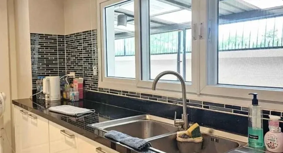 Casa en venta de 4 habitaciones en Bang Lamung, Chonburi