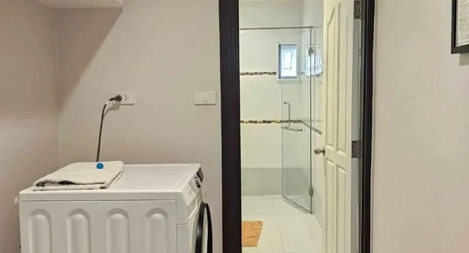 Casa en venta de 4 habitaciones en Bang Lamung, Chonburi
