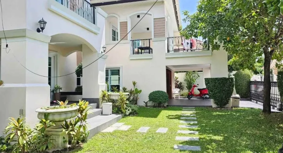 Casa en venta de 4 habitaciones en Bang Lamung, Chonburi