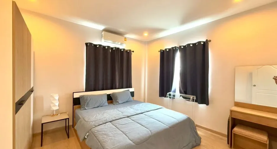 For sale 4 bedrooms villa in Bang Lamung, Chonburi