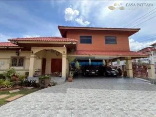 Casa en venta de 6 habitaciones en Bang Lamung, Chonburi