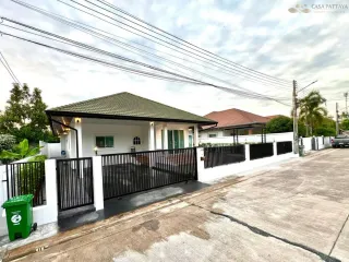 Haus zur Miete mit 4 Zimmer in Bang Lamung, Chonburi