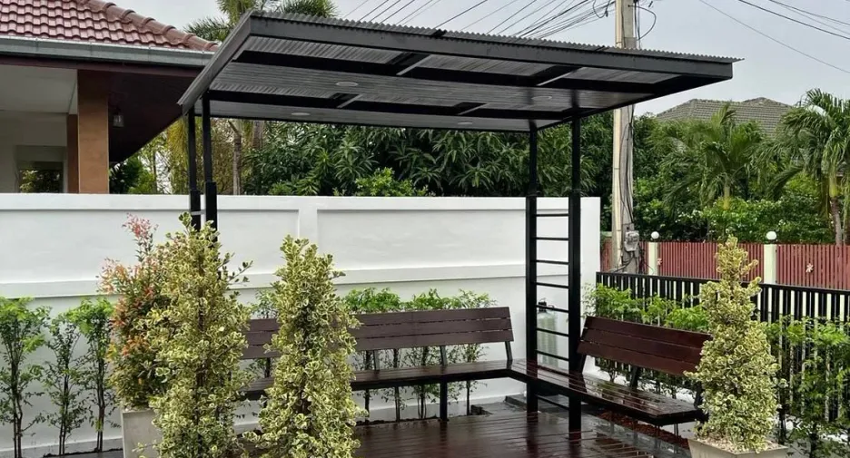 Haus zur Miete mit 4 Zimmer in Bang Lamung, Chonburi