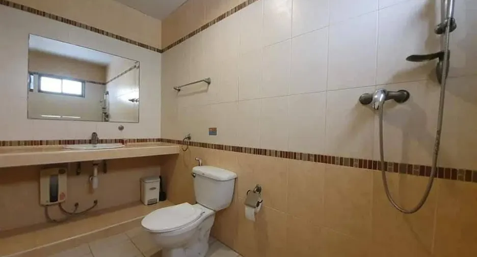 For rent 4 bedrooms villa in Jomtien, Pattaya