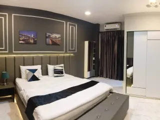 For rent 5 bedrooms villa in Bang Lamung, Chonburi