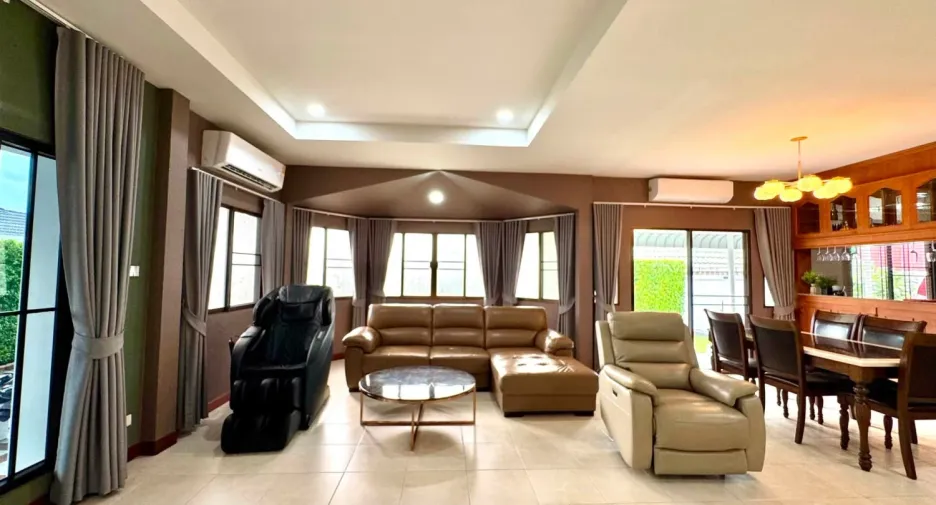 À vendre 3 chambres maison à Bang Lamung, Chonburi