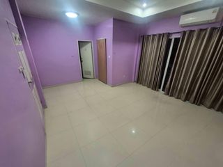 À vendre 3 chambres villa à Si Racha, Chonburi