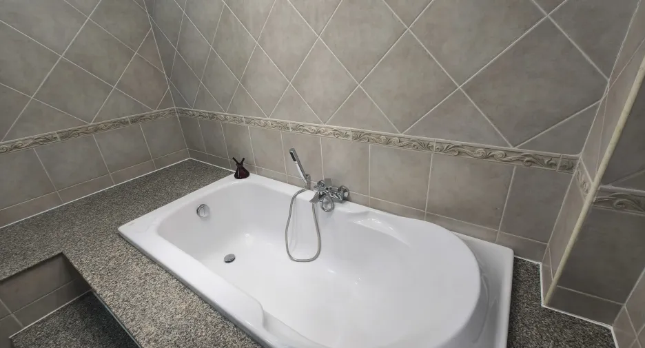 For sale and for rent 1 bed condo in Jomtien, Pattaya