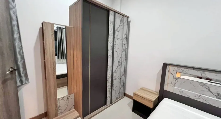 Reihenhaus zur Miete mit 4 Zimmer in Saraphi, Chiang Mai