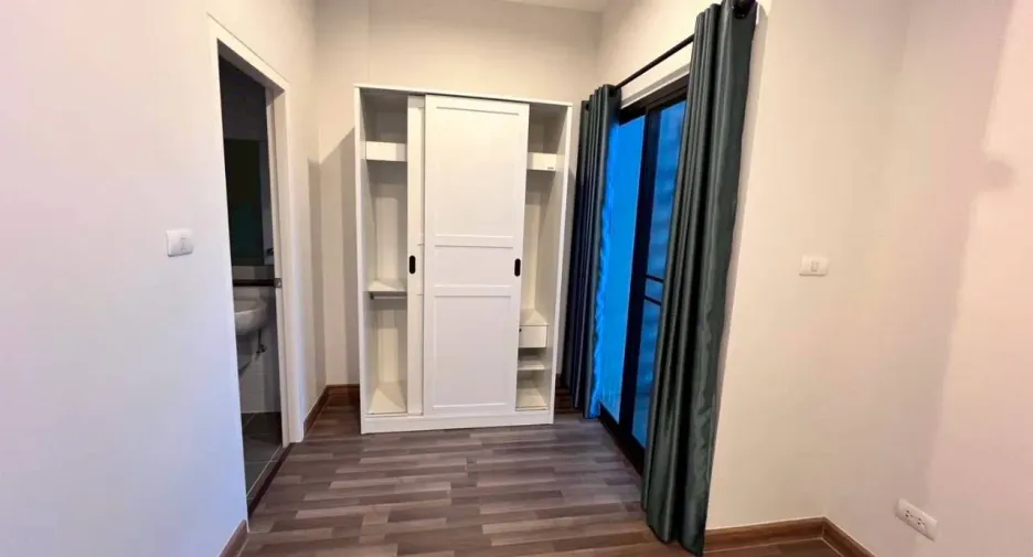 Reihenhaus zur Miete mit 4 Zimmer in Saraphi, Chiang Mai