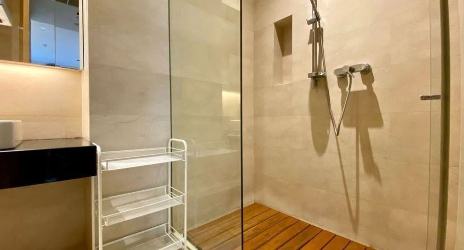 For rent 2 ベッドルーム condo in Khlong Toei, Bangkok