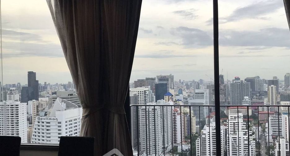For rent and for sale 2 bedrooms condo in Khlong Toei, Bangkok
