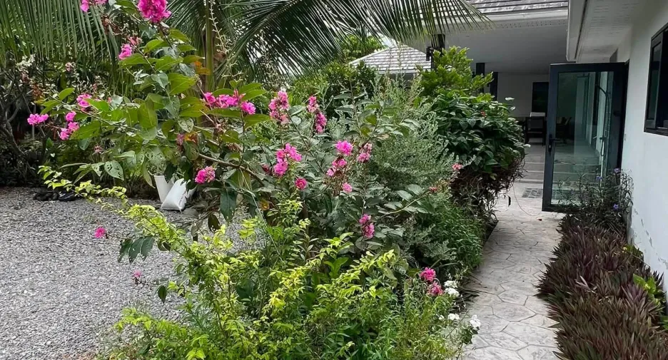 For rent 3 bedrooms villa in Hua Hin, Prachuap Khiri Khan