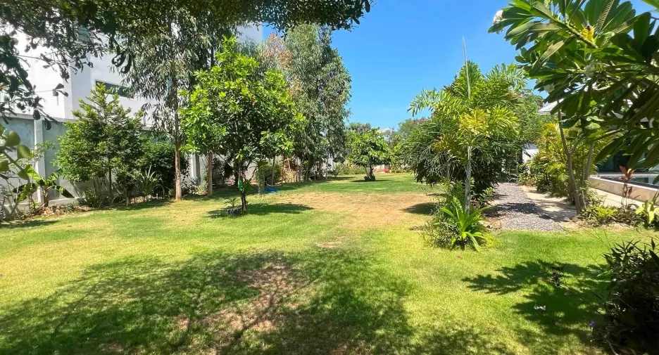 For rent 3 bedrooms villa in Hua Hin, Prachuap Khiri Khan