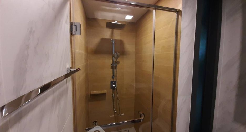 For sale 2 bedrooms condo in Watthana, Bangkok