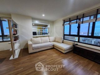 For sale 3 bedrooms condo in Yan Nawa, Bangkok