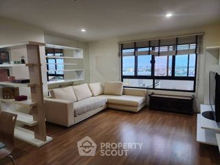 For sale 3 bedrooms condo in Yan Nawa, Bangkok