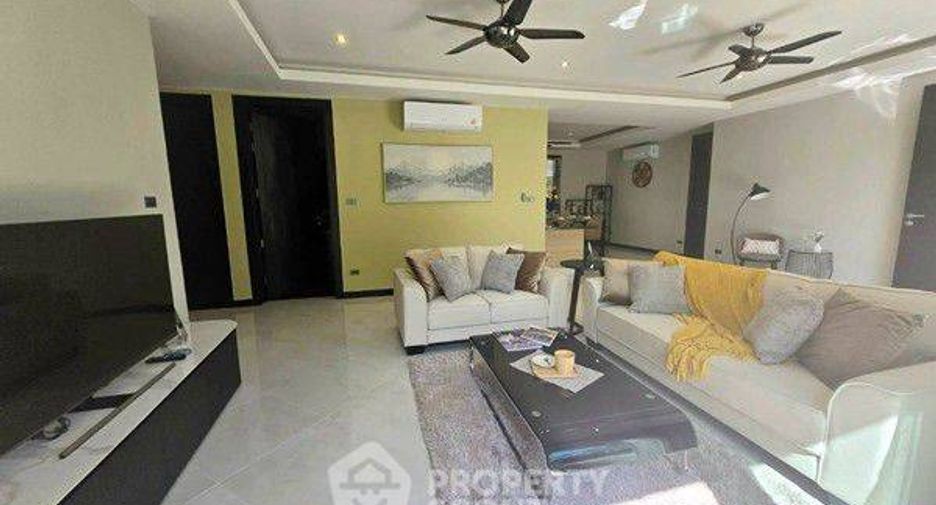 For sale 4 bedrooms villa in Bang Lamung, Chonburi