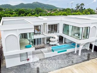For sale 8 bedrooms villa in Bang Saray, Pattaya