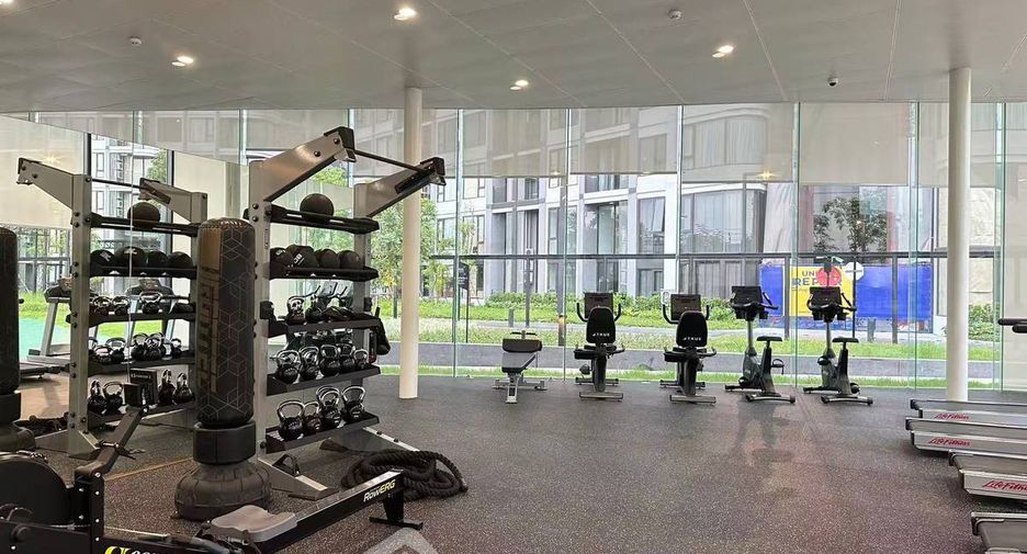 For sale 3 ベッドルーム condo in Bang Na, Bangkok