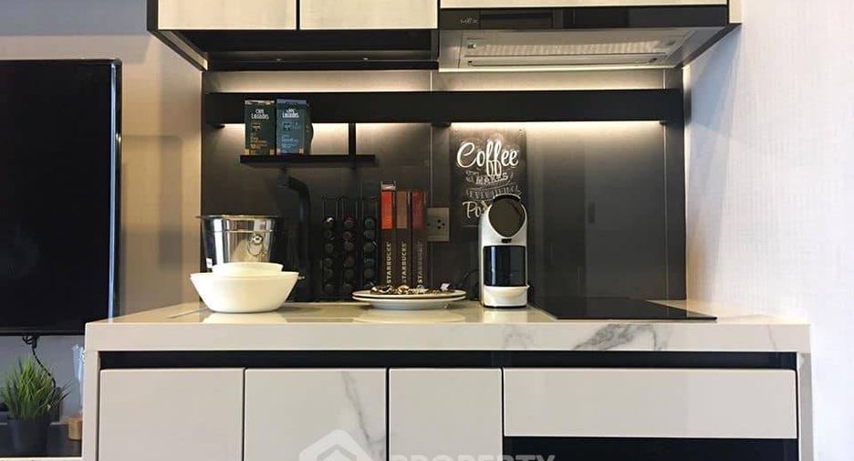 Condo en venta de 1 habitaciones en Phra Khanong, Bangkok