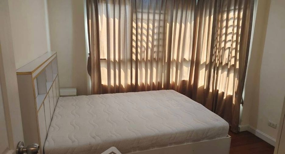 Condo en venta de 6 habitaciones en Huai Khwang, Bangkok
