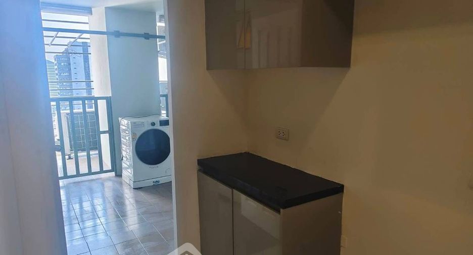 Condo en venta de 6 habitaciones en Huai Khwang, Bangkok