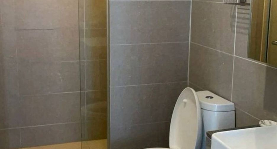 Wohnung zur Miete und zum Kauf mit 1 Zimmer in Pathum Wan, Bangkok