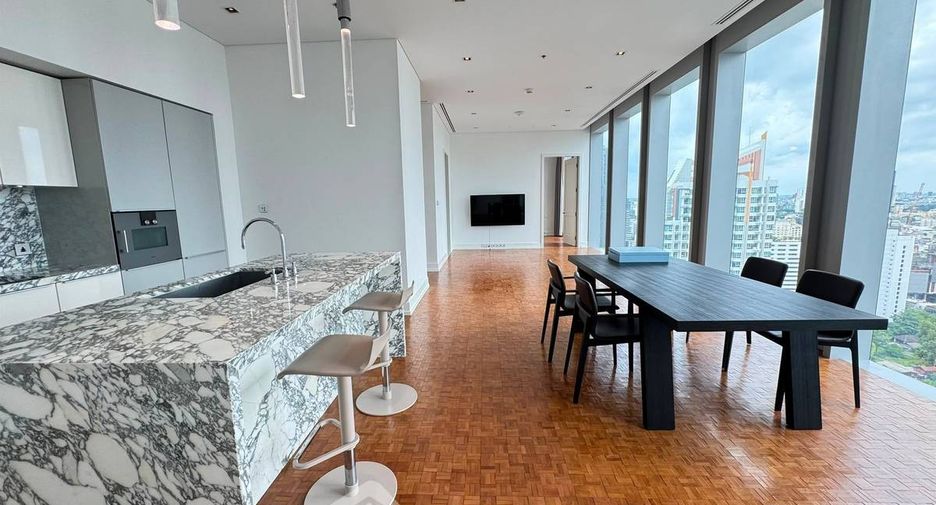 For sale 2 bedrooms condo in Sathon, Bangkok