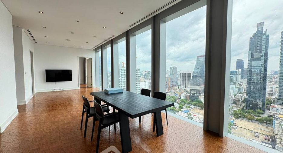 For sale 2 bedrooms condo in Sathon, Bangkok