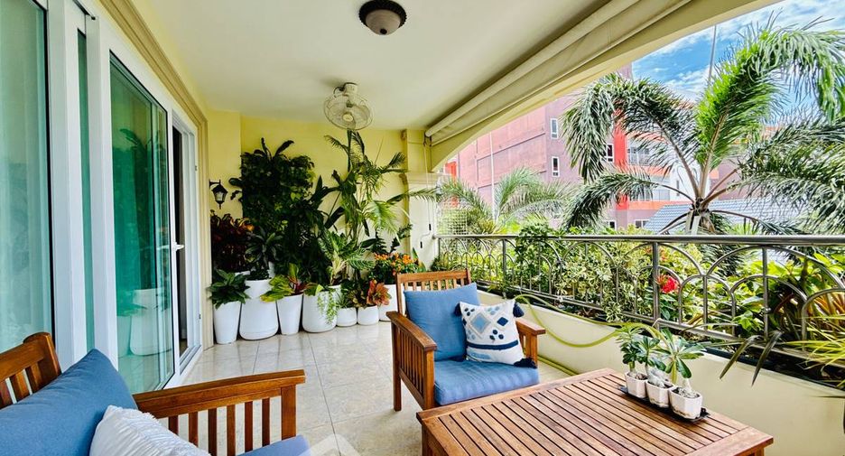 For sale 2 ベッドルーム condo in Bang Lamung, Chonburi