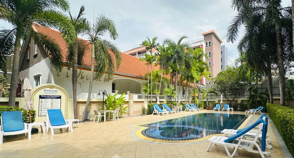 For sale 2 ベッドルーム condo in Bang Lamung, Chonburi