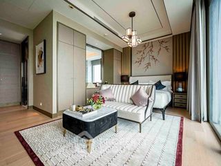For sale 3 bedrooms condo in Khlong San, Bangkok