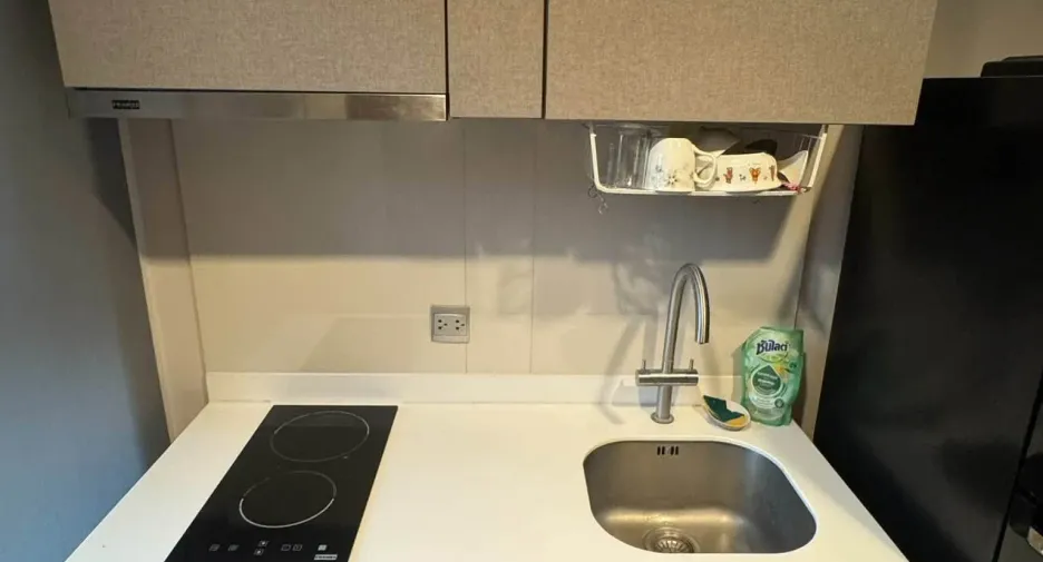 Condo en alquiler de 1 habitaciones en Huai Khwang, Bangkok