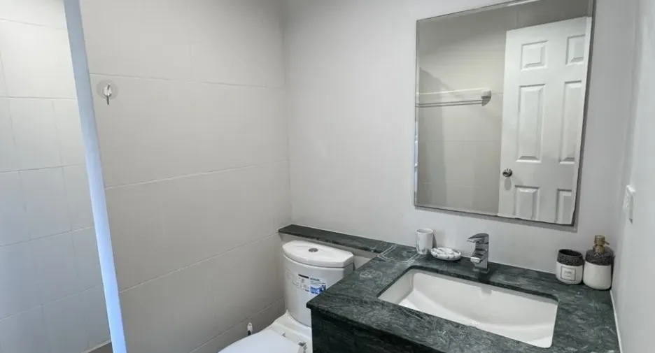 For sale 2 bedrooms townhouse in Thalang, Phuket