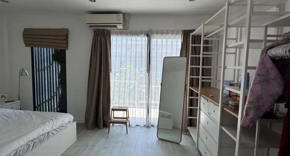 For sale 2 bedrooms townhouse in Thalang, Phuket