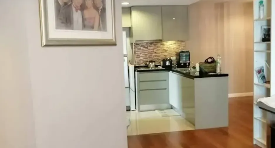 Condo en venta de 2 habitaciones en Huai Khwang, Bangkok