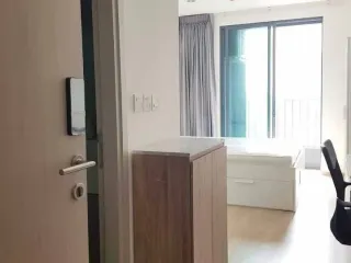 For rent studio condo in Bang Rak, Bangkok