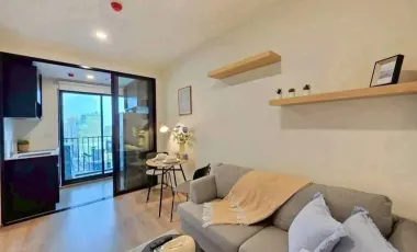 À vendre 1 chambre condo à Huai Khwang, Bangkok