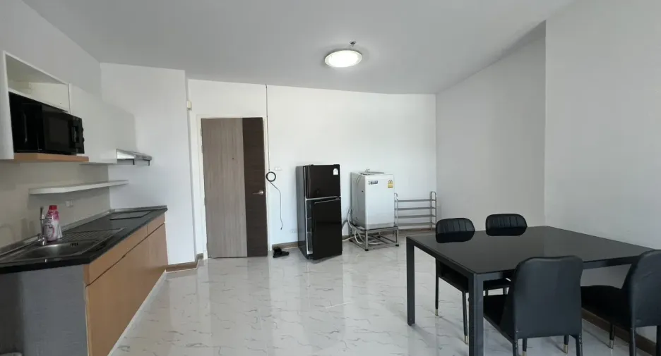 For rent studio condo in Mueang Chiang Mai, Chiang Mai